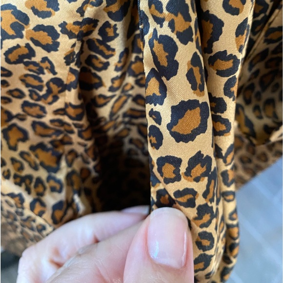 Vintage bath Robe - Picture 8 of 12